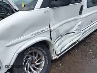 2002 Chevrolet Express с VIN 1GBFG15R221241725, выставлен на аукционе IAAI как лот 42457578 с пробегом 107 705 миль миль и . История ставок и продаж доступна на DreamBid. Изображение 6.