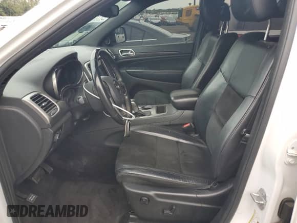 2018 Jeep Grand Cherokee Altitude z VIN 1C4RJFAG7JC167782, wystawiony jako Copart lot #83775285 z przebiegiem 98 035 mil mil oraz Szkoda całkowita • Salvage title. Historia ofert i sprzedaży dostępna na DreamBid. Obrazek 7.