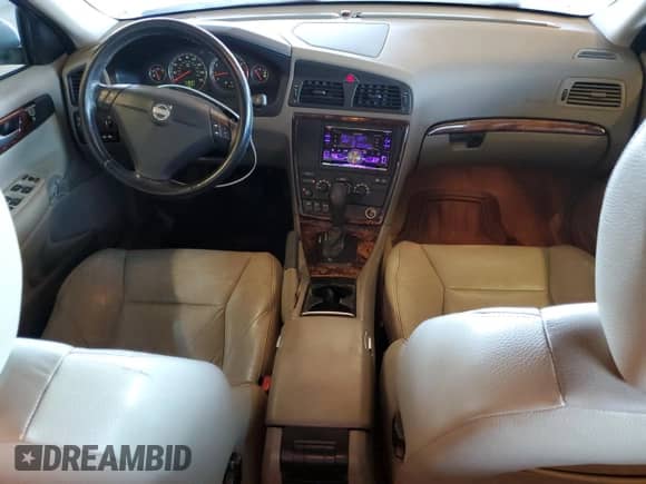 2005 Volvo S60 с VIN YV1RS592952428884, выставлен на аукционе Copart как лот 64216895 с пробегом 118 097 миль миль и Списание • Salvage title. История ставок и продаж доступна на DreamBid. Изображение 8.