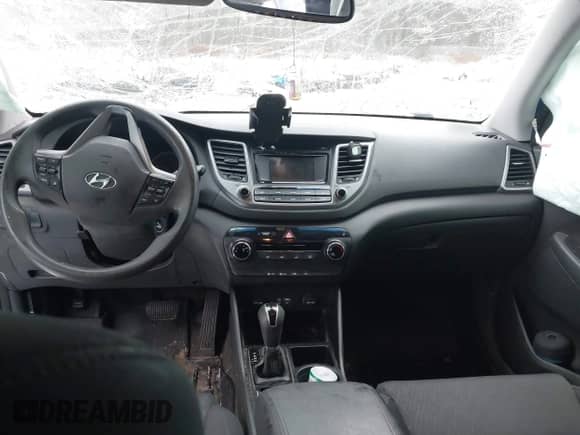 2017 Hyundai Tucson Sport z VIN KM8J3CA22HU313239, wystawiony jako IAAI lot #41649102 z przebiegiem 155 212 mil mil oraz . Historia ofert i sprzedaży dostępna na DreamBid. Obrazek 5.