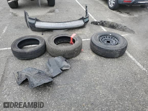 2006 Jeep Grand Cherokee Overland с VIN 1J8HS68216C288133, выставлен на аукционе Copart как лот 47017275 с пробегом 204 940 миль миль и Списание • Salvage title. История ставок и продаж доступна на DreamBid. Изображение 13.