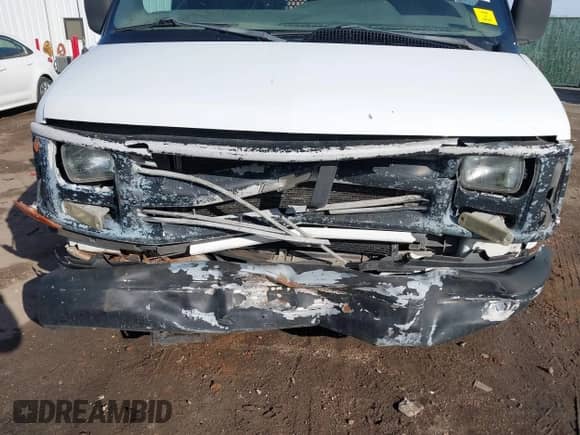 2002 Chevrolet Express с VIN 1GCEG15W621214878, выставлен на аукционе IAAI как лот 41421628 с пробегом 317 487 миль миль и . История ставок и продаж доступна на DreamBid. Изображение 6.
