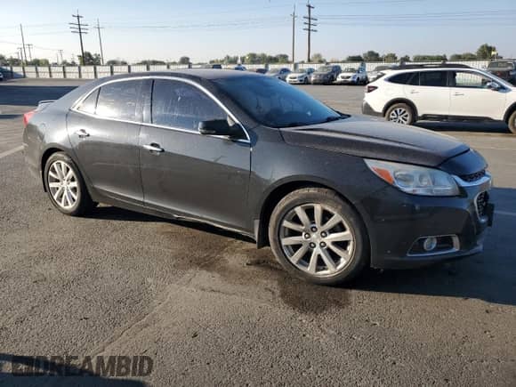 2014 Chevrolet Malibu LTZ with VIN 1G11H5SL7EF247238, listed as a Copart auction lot 82055885 with 278,167 mi miles and Salvage title. Bid and sale history available at DreamBid. Image 4.
