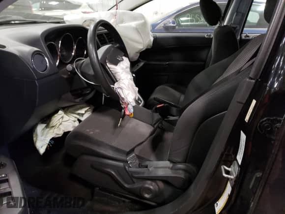 2010 Dodge Caliber SXT z VIN 1B3CB4HA7AD619122, wystawiony jako Copart lot #36925394 z przebiegiem 132 315 mil mil oraz Czysty tytuł • Clean title. Historia ofert i sprzedaży dostępna na DreamBid. Obrazek 7.