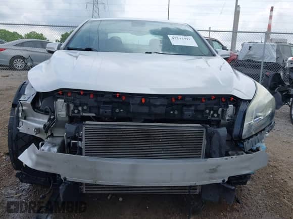 2013 Chevrolet Malibu LTZ с VIN 1G11H5SA9DF279783, выставлен на аукционе IAAI как лот 42242418 с пробегом 175 238 миль миль и . История ставок и продаж доступна на DreamBid. Изображение 13.