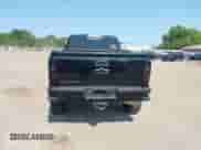 2017 Chevrolet Silverado 2500HD LT z VIN 1GC1KVEY2HF115380, wystawiony jako IAAI lot #42371106 z przebiegiem 85 281 mil mil oraz . Historia ofert i sprzedaży dostępna na DreamBid. Obrazek 16.