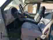 2002 Chevrolet Astro Cargo YF7 Upfitter z VIN 1GBDM19X92B110875, wystawiony jako Copart lot #48511235 z przebiegiem 143 109 mil mil oraz Szkoda całkowita • Salvage title. Historia ofert i sprzedaży dostępna na DreamBid. Obrazek 7.