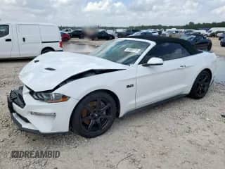 2020 Ford Mustang GT Premium с VIN 1FATP8FF3L5124277, выставлен на аукционе Copart как лот 61865115 с пробегом 85 300 миль миль и Списание • Salvage title. История ставок и продаж доступна на DreamBid. Изображение 1.