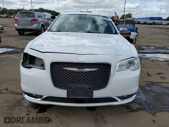 2016 Chrysler 300 C с VIN 2C3CCAEG8GH216933, выставлен на аукционе Copart как лот 70944355 с пробегом 101 463 миль миль и Списание • Salvage title. История ставок и продаж доступна на DreamBid. Изображение 5.