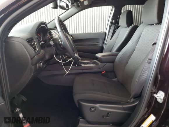 2025 Dodge Durango GT with VIN 1C4RDHDG0SC530942, listed as a Copart auction lot 67366015 with 6,881 mi miles and Clean title. Bid and sale history available at DreamBid. Image 7.