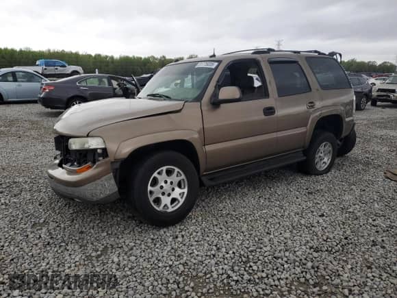 2004 Chevrolet Tahoe LS with VIN 1GNEC13ZX4R152843, listed as a Copart auction lot 51775035 with 294,488 mi miles and Salvage title. Bid and sale history available at DreamBid. Image 1.