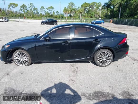 2015 Lexus IS 250 with VIN JTHCF1D2XF5017671, listed as a IAAI auction lot 42907814 with 101,256 mi miles and . Bid and sale history available at DreamBid. Image 14.