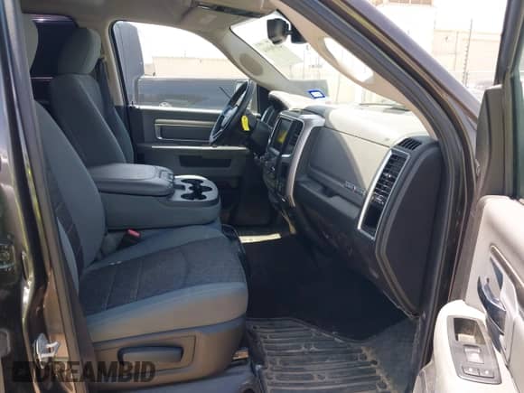 2016 Ram 1500 Lone Star с VIN 3C6RR6LT4GG301051, выставлен на аукционе IAAI как лот 42696964 с пробегом 144 067 миль миль и . История ставок и продаж доступна на DreamBid. Изображение 5.