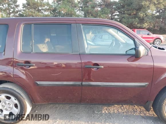 2014 Honda Pilot LX с VIN 5FNYF4H23EB002719, выставлен на аукционе IAAI как лот 43256465 с пробегом 197 000 миль миль и . История ставок и продаж доступна на DreamBid. Изображение 13.