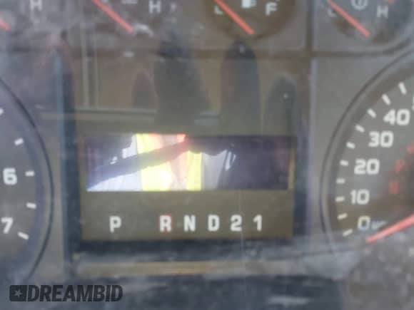 2010 Ford F-150 XL с VIN 1FTMF1CW2AKA82583, выставлен на аукционе IAAI как лот 43390488 с пробегом Не указан миль и . История ставок и продаж доступна на DreamBid. Изображение 7.