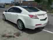 2010 Acura TL Technology с VIN 19UUA9F56AA009661, выставлен на аукционе Copart как лот 90202455 с пробегом 136 865 миль миль и Списание • Salvage title. История ставок и продаж доступна на DreamBid. Изображение 3.