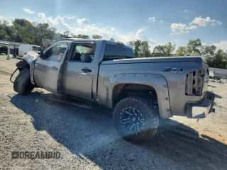 2007 Chevrolet Silverado 1500 1LT z VIN 2GCEK133271647610, wystawiony jako Copart lot #81615205 z przebiegiem Nie podano mil oraz Szkoda całkowita • Salvage title. Historia ofert i sprzedaży dostępna na DreamBid. Obrazek 2.