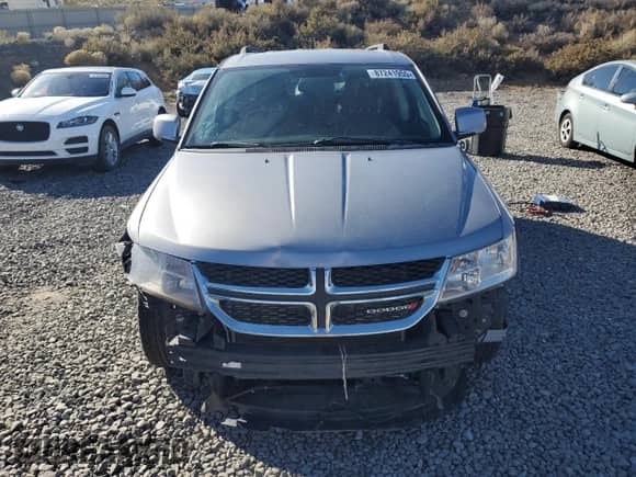 2017 Dodge Journey SXT z VIN 3C4PDDBG7HT528914, wystawiony jako Copart lot #87241955 z przebiegiem 126 148 mil mil oraz Szkoda całkowita • Salvage title. Historia ofert i sprzedaży dostępna na DreamBid. Obrazek 5.