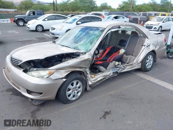 2005 Toyota Camry LE with VIN JTDBF30K150158395, listed as a IAAI auction lot 42998789 with Not provided miles and . Bid and sale history available at DreamBid. Image 17.