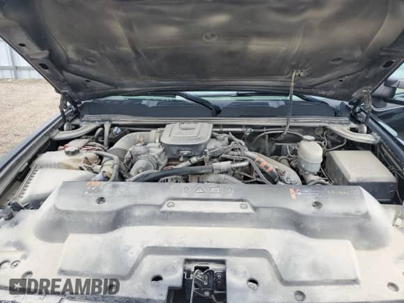 2013 Chevrolet Silverado 2500HD LT z VIN 1GC1KXC82DF128686, wystawiony jako Copart lot #64564675 z przebiegiem 86 643 mil mil oraz Szkoda całkowita • Salvage title. Historia ofert i sprzedaży dostępna na DreamBid. Obrazek 11.