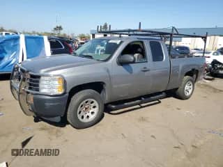 2007 Chevrolet Silverado 1500 1LT z VIN 2GCEC19C471573675, wystawiony jako Copart lot #81991465 z przebiegiem 94 267 mil mil oraz Czysty tytuł • Clean title. Historia ofert i sprzedaży dostępna na DreamBid. Obrazek 1.