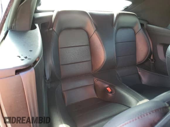 2018 Ford Mustang GT Premium z VIN 1FATP8FF8J5143131, wystawiony jako Copart lot #69459065 z przebiegiem 75 773 mil mil oraz Szkoda całkowita • Salvage title. Historia ofert i sprzedaży dostępna na DreamBid. Obrazek 10.