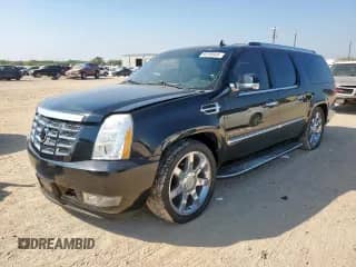 2011 Cadillac Escalade ESV Luxury с VIN 1GYS3HEF7BR132743, выставлен на аукционе Copart как лот 85785535 с пробегом 162 712 миль миль и Чистый • Clean title. История ставок и продаж доступна на DreamBid. Изображение 1.