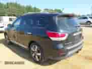 2015 Nissan Pathfinder SL с VIN 5N1AR2MMXFC606380, выставлен на аукционе IAAI как лот 43201551 с пробегом 239 389 миль миль и . История ставок и продаж доступна на DreamBid. Изображение 3.