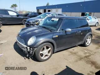 2006 MINI Hardtop with VIN WMWRC33586TK64661, listed as a Copart auction lot 80646765 with 131,721 mi miles and Clean title. Bid and sale history available at DreamBid. Image 1.