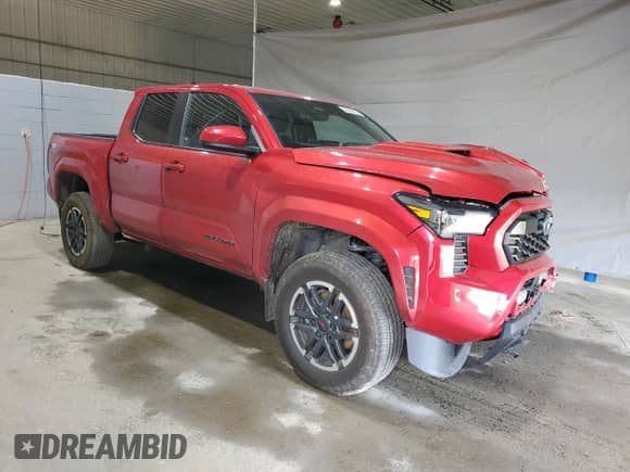 2024 Toyota Tacoma SR5 with VIN 3TYLB5JN8RT009946, listed as a Copart auction lot 62563025 with 17,752 mi miles and Salvage title. Bid and sale history available at DreamBid. Image 4.