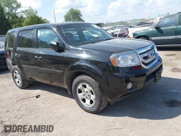 2010 Honda Pilot LX with VIN 5FNYF3H26AB010740, listed as a IAAI auction lot 43047959 with 152,504 mi miles and . Bid and sale history available at DreamBid. Image 1.