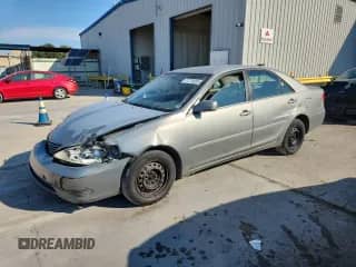 2005 Toyota Camry STD с VIN 4T1BE32K85U532344, выставлен на аукционе Copart как лот 71279005 с пробегом 207 605 миль миль и Списание • Salvage title. История ставок и продаж доступна на DreamBid. Изображение 1.