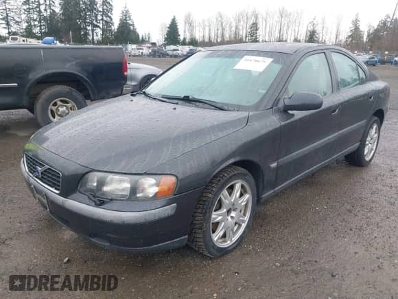 2002 Volvo S60 с VIN YV1RH58D922178477, выставлен на аукционе IAAI как лот 41670679 с пробегом 238 423 миль миль и . История ставок и продаж доступна на DreamBid. Изображение 2.
