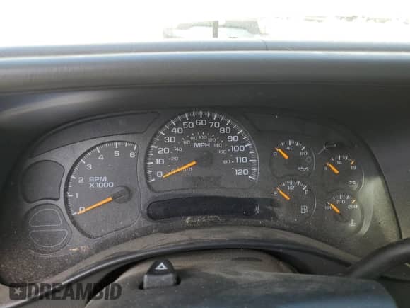 2005 Chevrolet Suburban LS z VIN 3GNFK16Z85G223199, wystawiony jako Copart lot #71655784 z przebiegiem Nie podano mil oraz Szkoda całkowita • Salvage title. Historia ofert i sprzedaży dostępna na DreamBid. Obrazek 9.