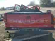 2000 Chevrolet Silverado 2500 with VIN 1GCGK24U3YE263454, listed as a Copart auction lot 80294994 with 171,013 mi miles and Salvage title. Bid and sale history available at DreamBid. Image 10.