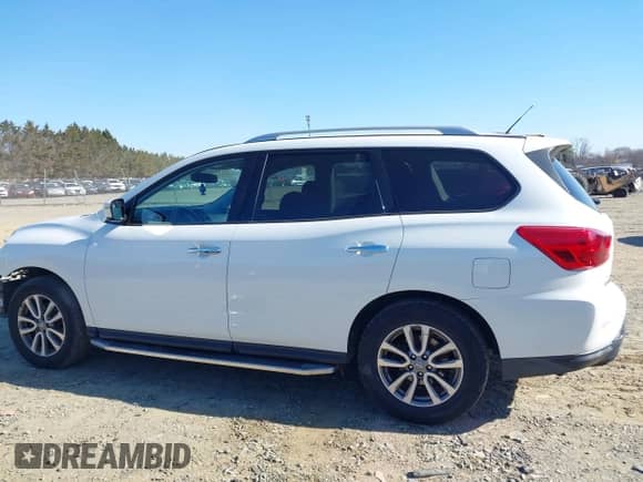 2017 Nissan Pathfinder S с VIN 5N1DR2MM0HC684991, выставлен на аукционе IAAI как лот 41701459 с пробегом 75 718 миль миль и . История ставок и продаж доступна на DreamBid. Изображение 15.