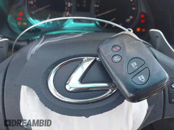 2010 Lexus IS 250 z VIN JTHBF5C24A5115267, wystawiony jako IAAI lot #43038512 z przebiegiem 146 551 mil mil oraz . Historia ofert i sprzedaży dostępna na DreamBid. Obrazek 11.