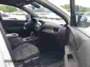 2022 Chevrolet Equinox RS z VIN 3GNAXWEV8NS187194, wystawiony jako IAAI lot #42503337 z przebiegiem 60 149 mil mil oraz . Historia ofert i sprzedaży dostępna na DreamBid. Obrazek 5.