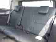 2015 Chevrolet Tahoe LS z VIN 1GNSCAKC0FR742276, wystawiony jako IAAI lot #43052060 z przebiegiem 58 077 mil mil oraz . Historia ofert i sprzedaży dostępna na DreamBid. Obrazek 18.