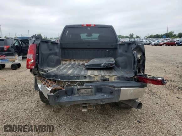 2013 Chevrolet Silverado 2500HD LT z VIN 1GC1KXC82DF128686, wystawiony jako Copart lot #64564675 z przebiegiem 86 643 mil mil oraz Szkoda całkowita • Salvage title. Historia ofert i sprzedaży dostępna na DreamBid. Obrazek 6.