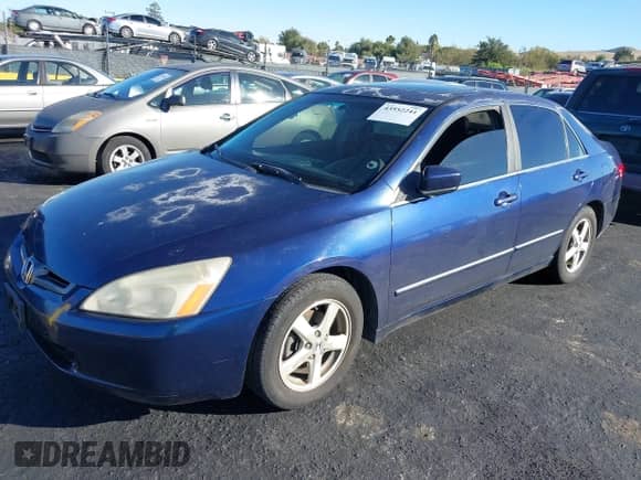 2003 Honda Accord EX with VIN JHMCM56633C073407, listed as a IAAI auction lot 43552241 with 296,735 mi miles and . Bid and sale history available at DreamBid. Image 2.