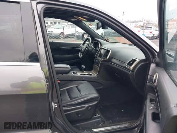 2014 Jeep Grand Cherokee Limited с VIN 1C4RJFBG8EC172946, выставлен на аукционе IAAI как лот 42048712 с пробегом 157 150 миль миль и . История ставок и продаж доступна на DreamBid. Изображение 5.