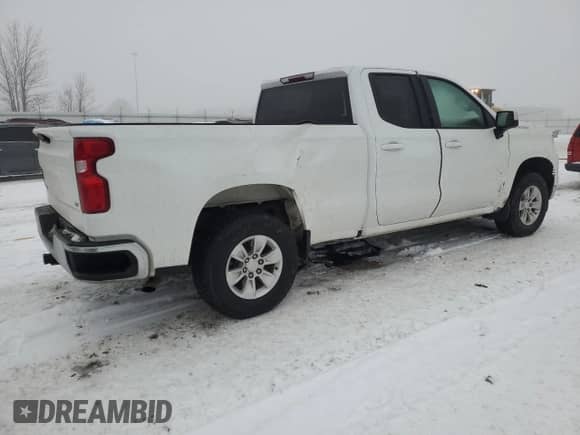 2023 Chevrolet Silverado 1500 LT with VIN 1GCRDDEK1PZ237177, listed as a Copart auction lot 84896224 with 20,807 mi miles and Salvage title. Bid and sale history available at DreamBid. Image 3.