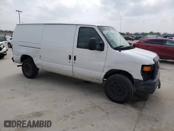 2008 Ford Econoline Cargo Commercial with VIN 1FTNE24W68DA63092, listed as a Copart auction lot 50816305 with 298,726 mi miles and Salvage title. Bid and sale history available at DreamBid. Image 4.