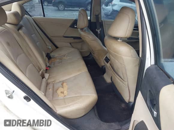 2015 Honda Accord Touring z VIN 1HGCR6F7XFA010579, wystawiony jako IAAI lot #42396406 z przebiegiem 219 560 mil mil oraz . Historia ofert i sprzedaży dostępna na DreamBid. Obrazek 8.