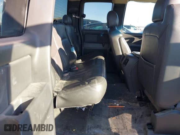 2006 GMC Sierra 1500 SLE1 z VIN 1GTEK19Z26Z127442, wystawiony jako IAAI lot #41117289 z przebiegiem 197 240 mil mil oraz . Historia ofert i sprzedaży dostępna na DreamBid. Obrazek 8.