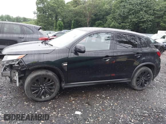 2021 Mitsubishi Outlander ES z VIN JA4ARUAU2MU027180, wystawiony jako IAAI lot #42795957 z przebiegiem 15 729 mil mil oraz . Historia ofert i sprzedaży dostępna na DreamBid. Obrazek 15.