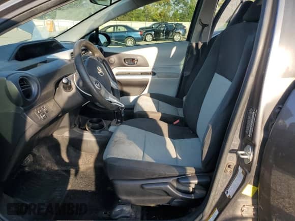 2012 Toyota Prius Three z VIN JTDKDTB32C1509995, wystawiony jako Copart lot #81655585 z przebiegiem 296 641 mil mil oraz Szkoda całkowita • Salvage title. Historia ofert i sprzedaży dostępna na DreamBid. Obrazek 7.