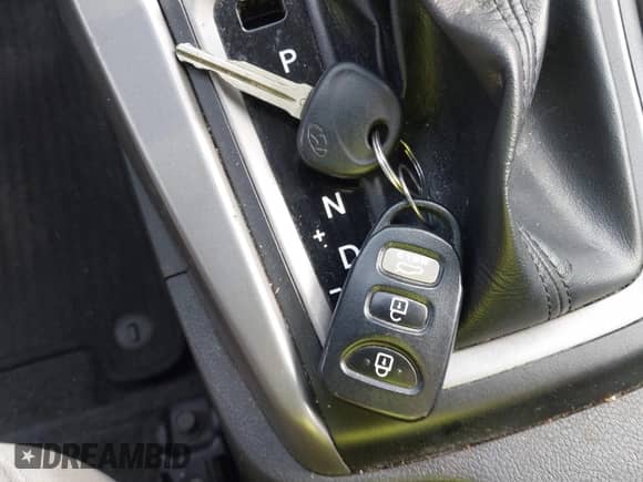 2016 Hyundai Elantra Limited with VIN KMHDH4AE2GU525796, listed as a IAAI auction lot 43204010 with 153,005 mi miles and . Bid and sale history available at DreamBid. Image 11.