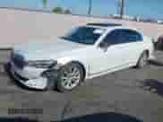 2020 BMW 7 Series 740i z VIN WBA7T2C0XLGL17774, wystawiony jako IAAI lot #42278067 z przebiegiem 100 465 mil mil oraz . Historia ofert i sprzedaży dostępna na DreamBid. Obrazek 13.